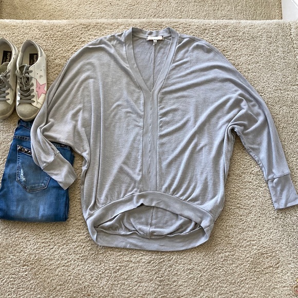 Anthropologie Eri + Ali Deep V Ribbed Top in Grey - Picture 3 of 7